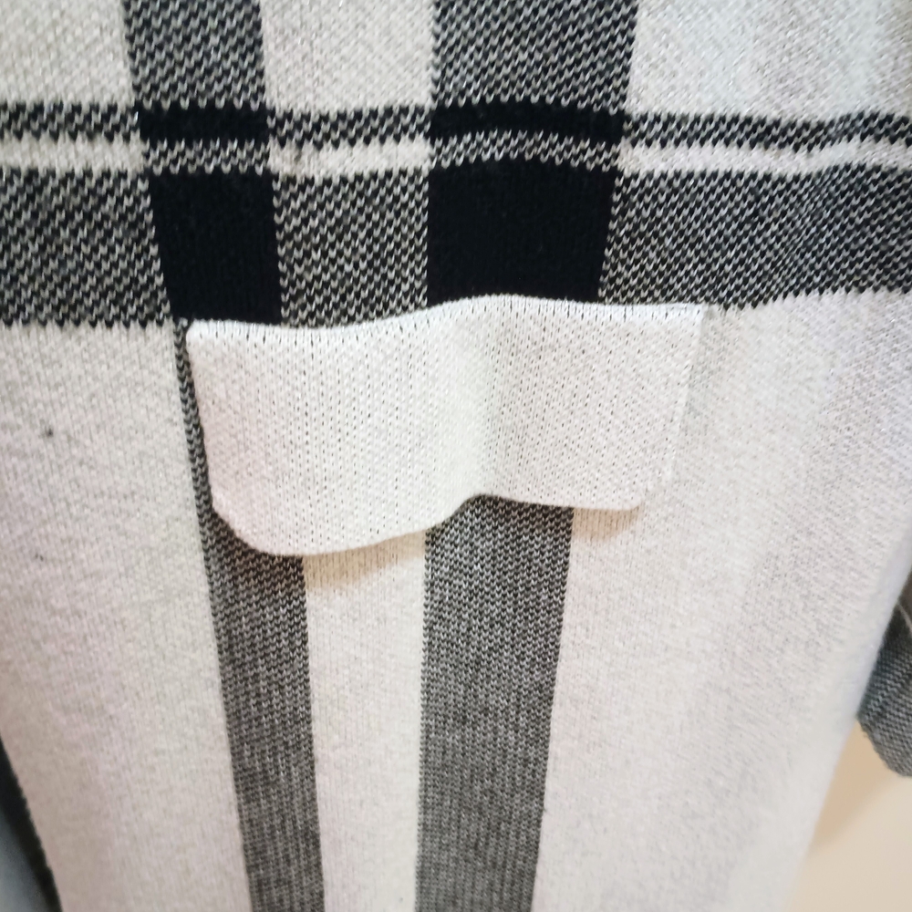 Elle Elegant Black and Cream Checkered Cardigan Size XL✨ - Picture 4 of 8